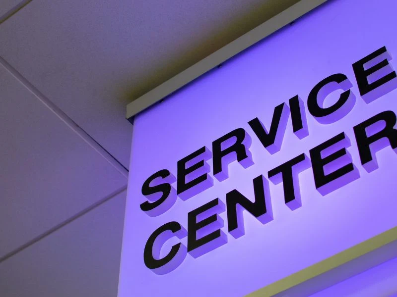 IT services for business by Savi Enterprises showcasing a secure service center environment for reliable IT operations and data management.